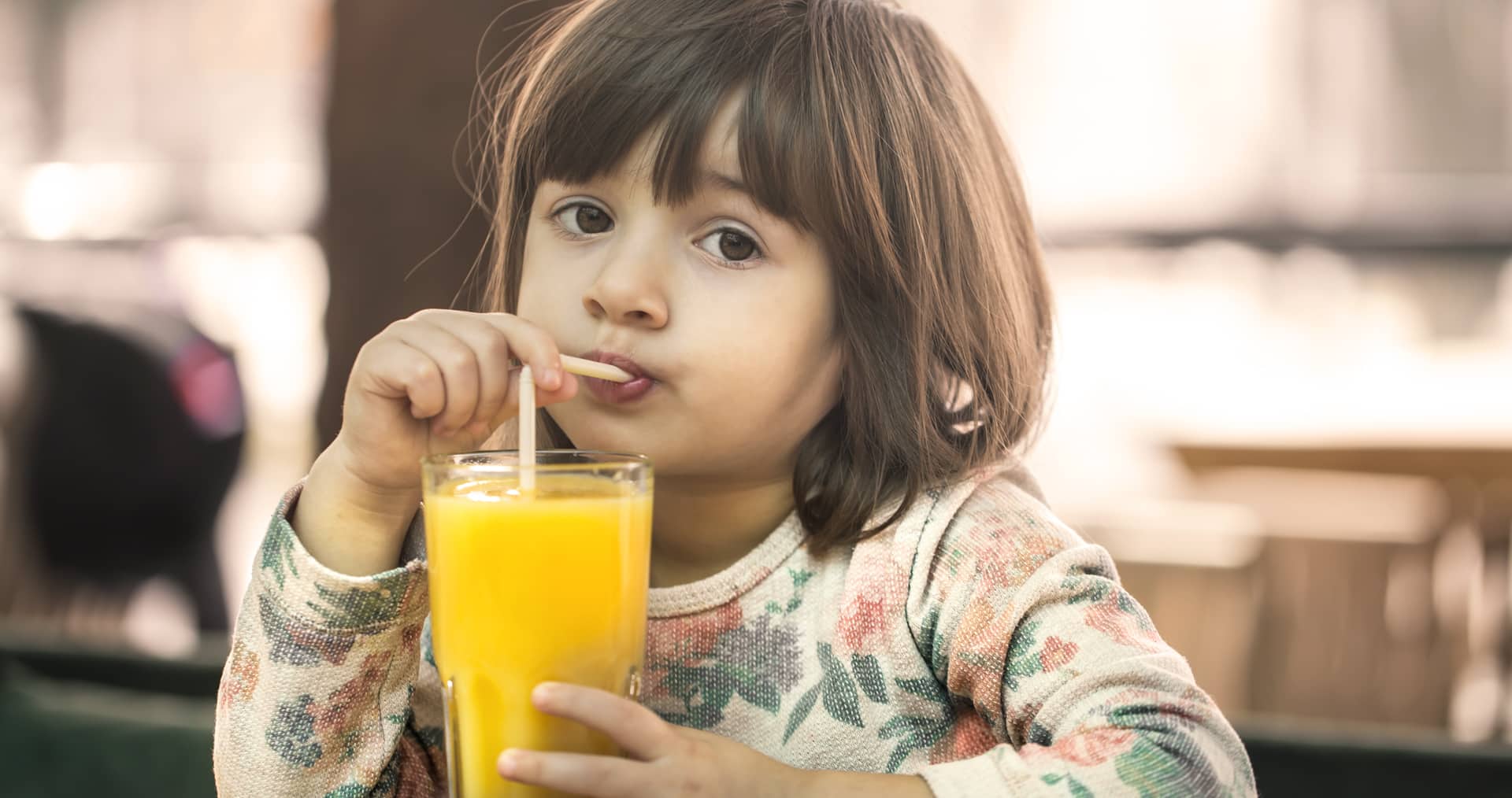Does fruit juice cause tooth decay in kids?