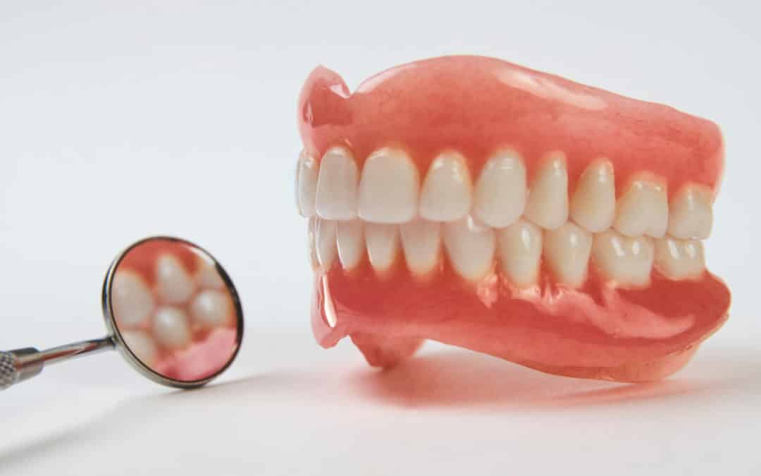 How to Clean and Maintain Dentures